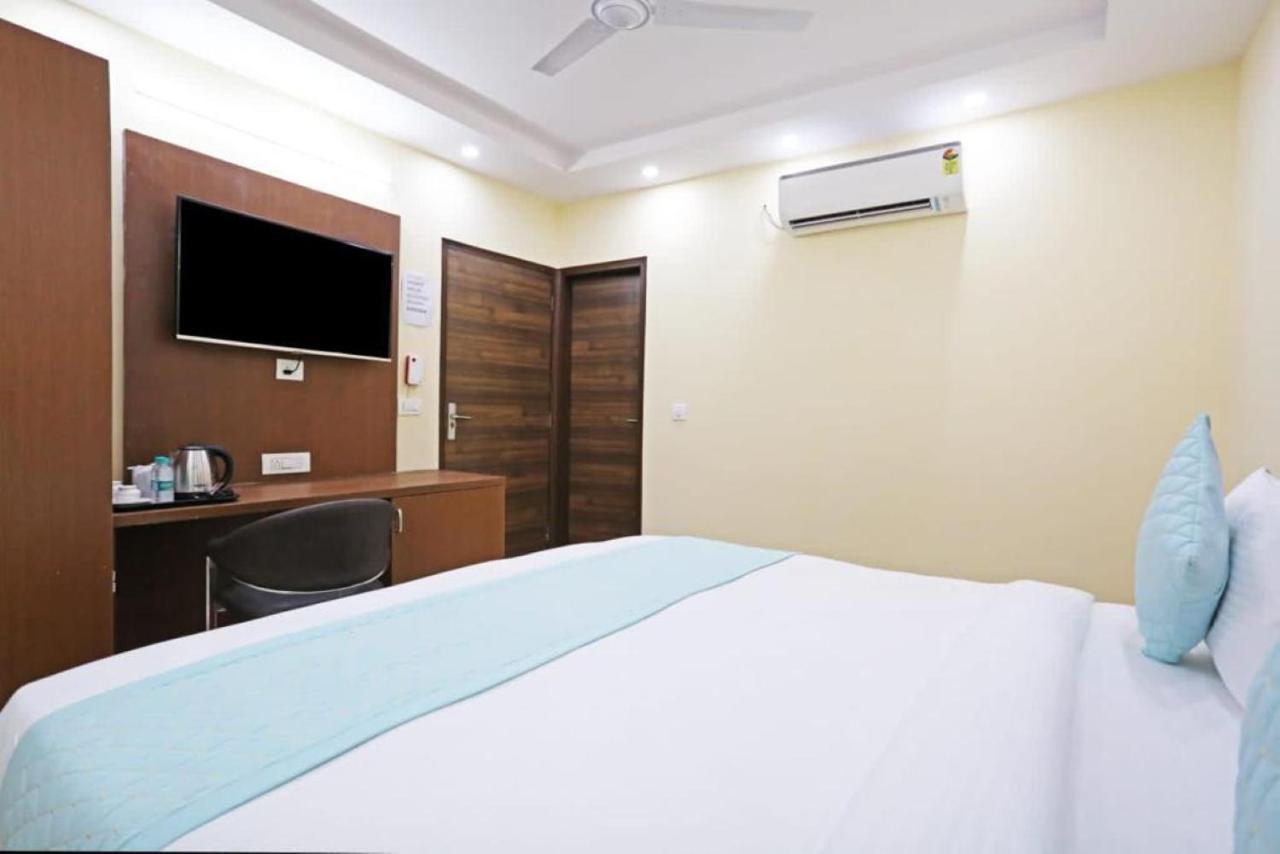 Hotel Mannat Bhera Enclave 新德里 外观 照片