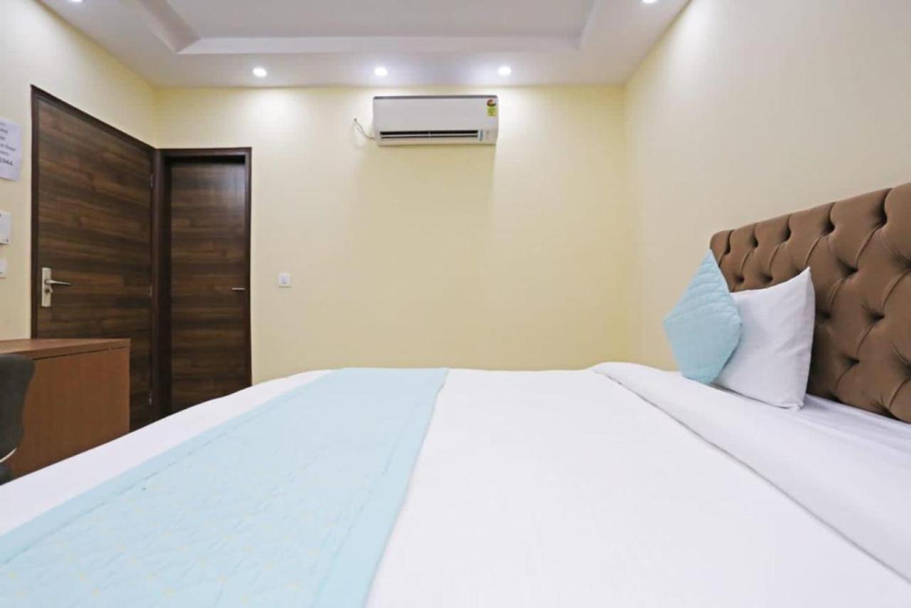 Hotel Mannat Bhera Enclave 新德里 外观 照片